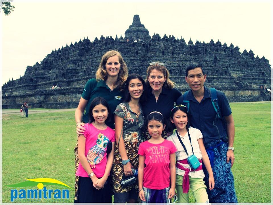 Ndalem Mbak Charly Pakualaman Exterior foto