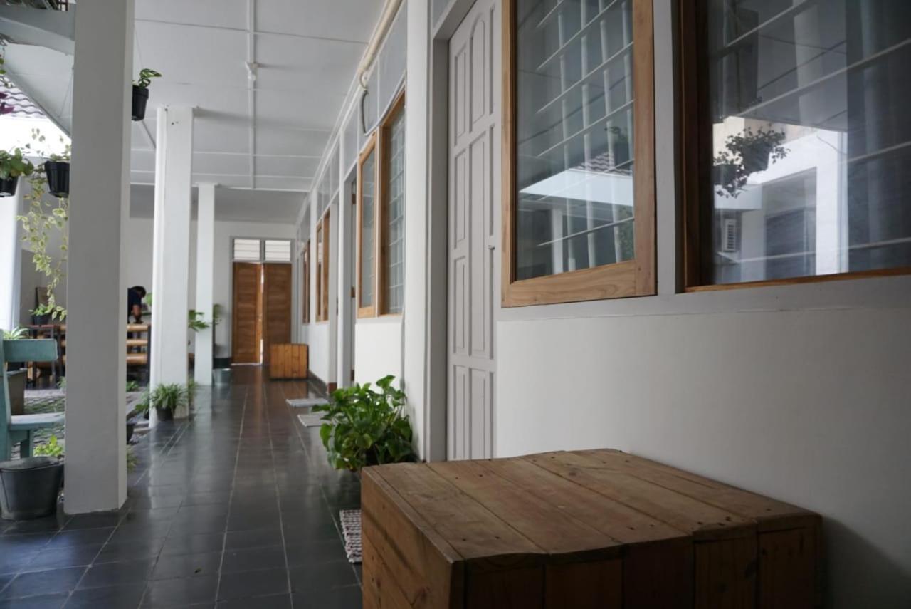 Ndalem Mbak Charly Pakualaman Exterior foto